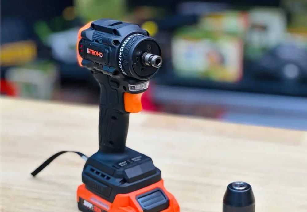 Шуруповерт аккумуляторный STROMO SA-18BL DFR (1 АКБ)