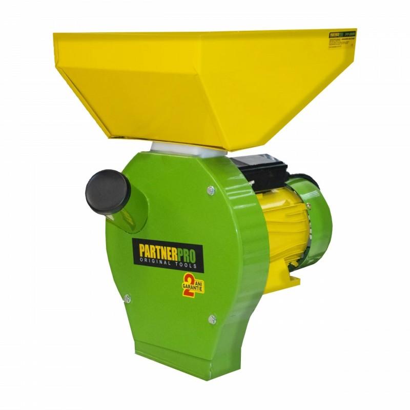 Кормоизмельчитель PartnerPro PP3900