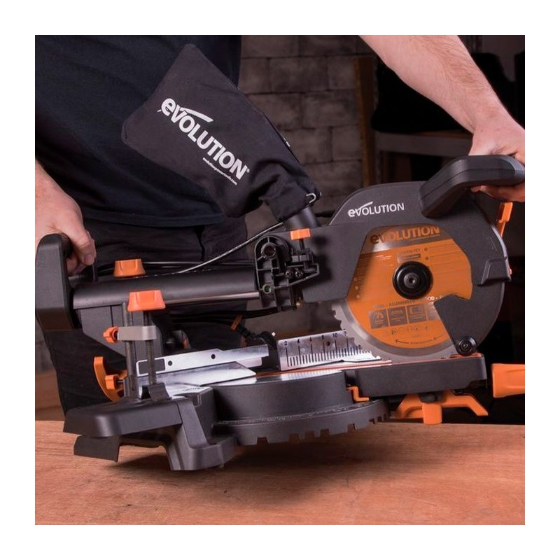 Торцовочная многофункциональная  пила 210mm 1500В Evolution...